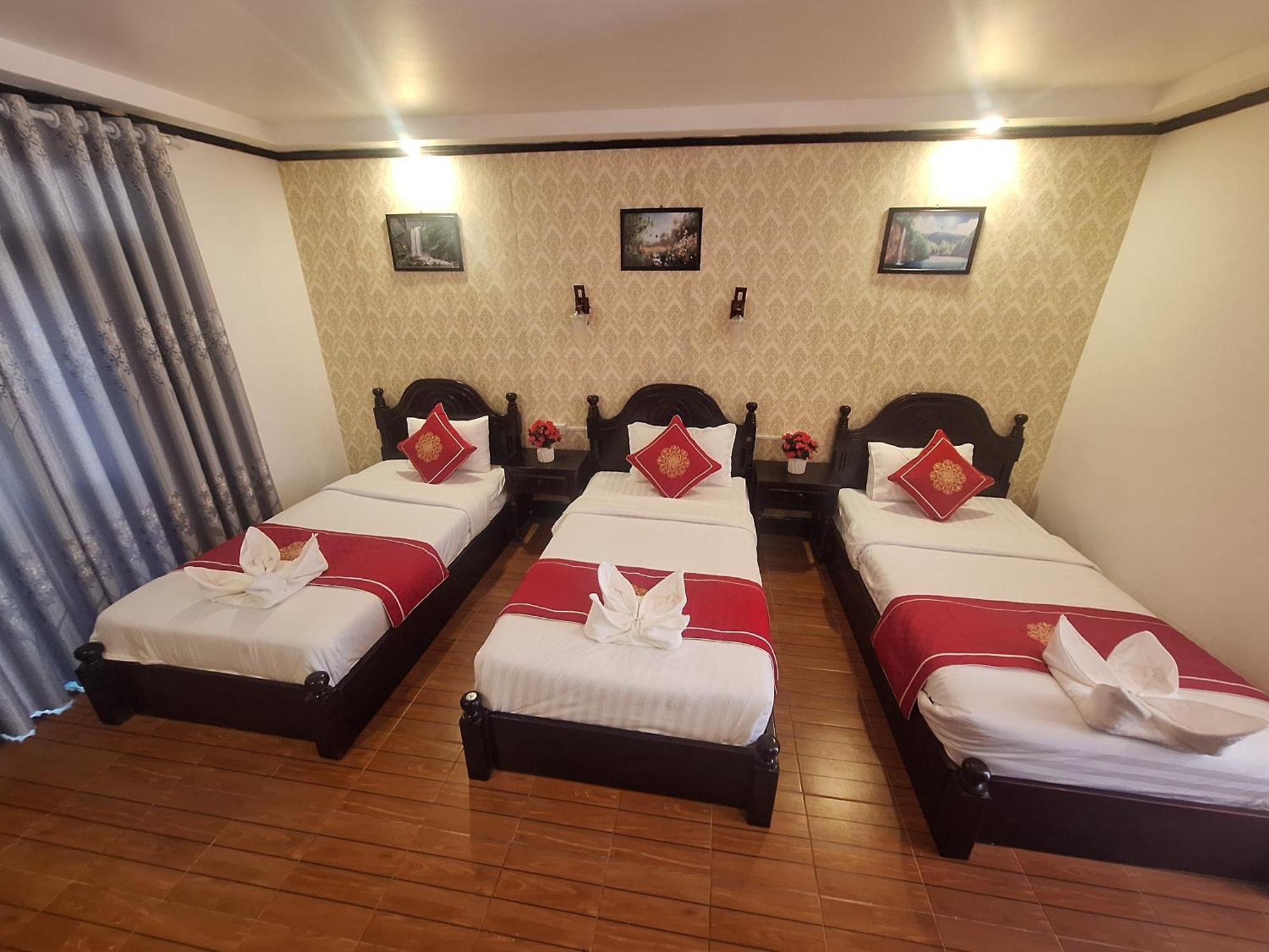 Luang Prabang Pavilion Hotel & Travel Esterno foto