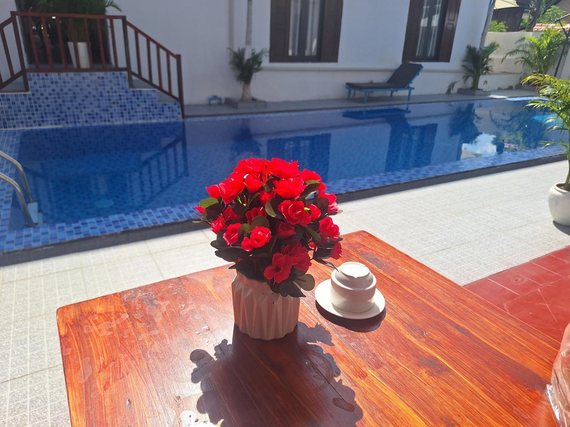 Luang Prabang Pavilion Hotel & Travel Esterno foto