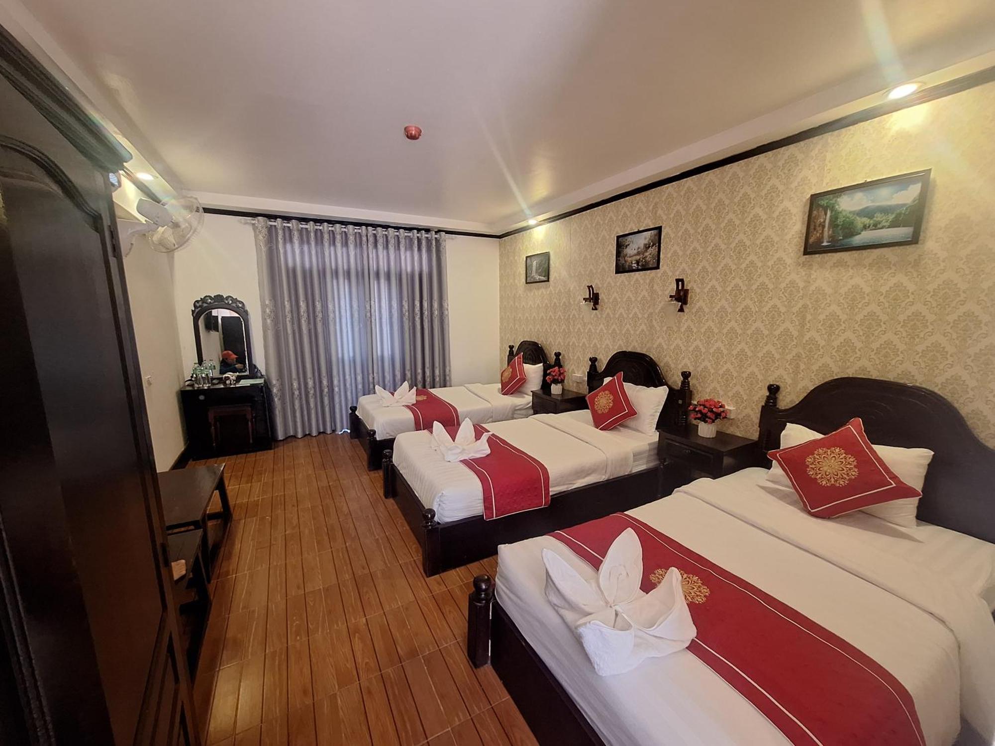 Luang Prabang Pavilion Hotel & Travel Esterno foto
