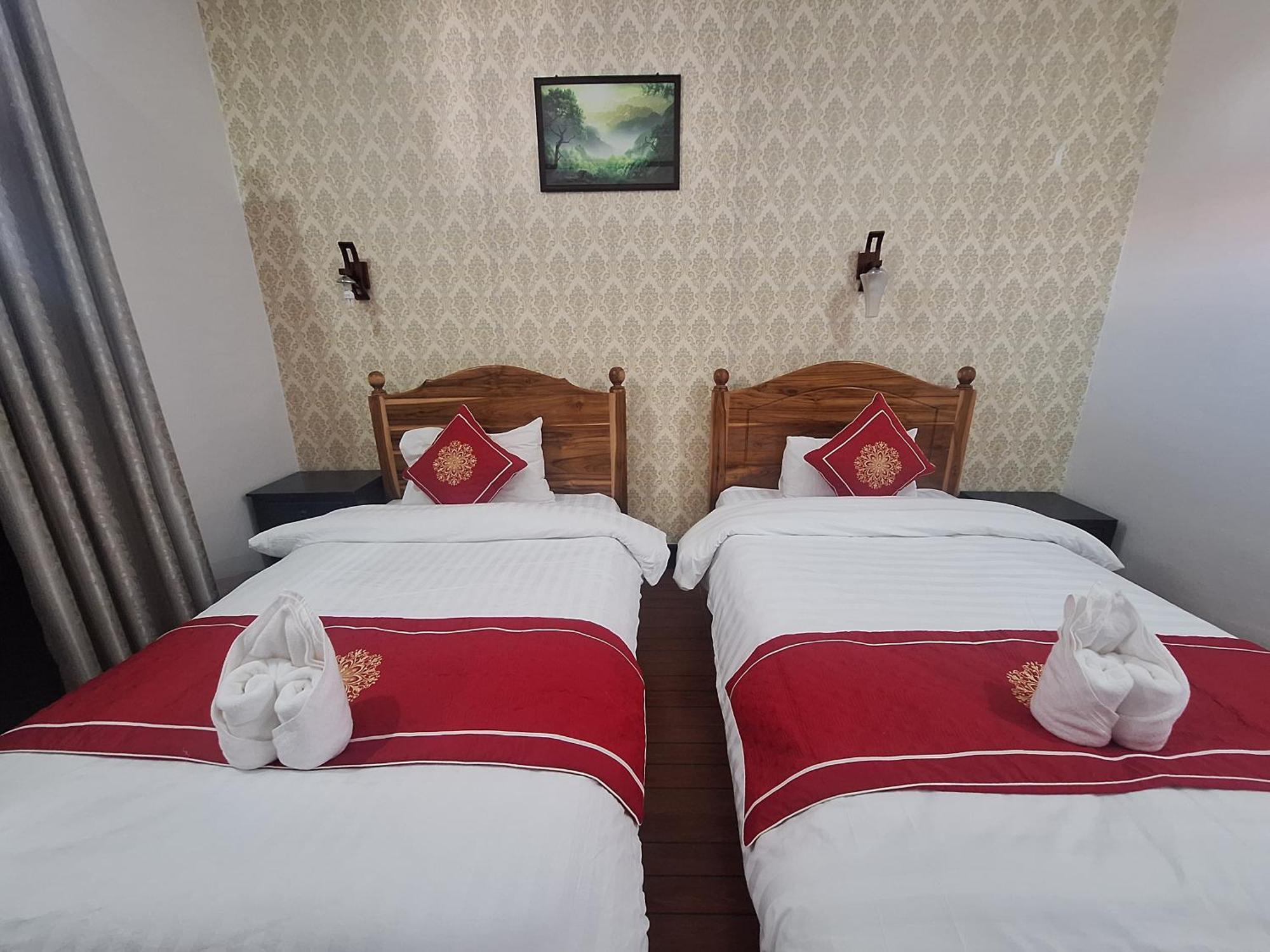 Luang Prabang Pavilion Hotel & Travel Esterno foto