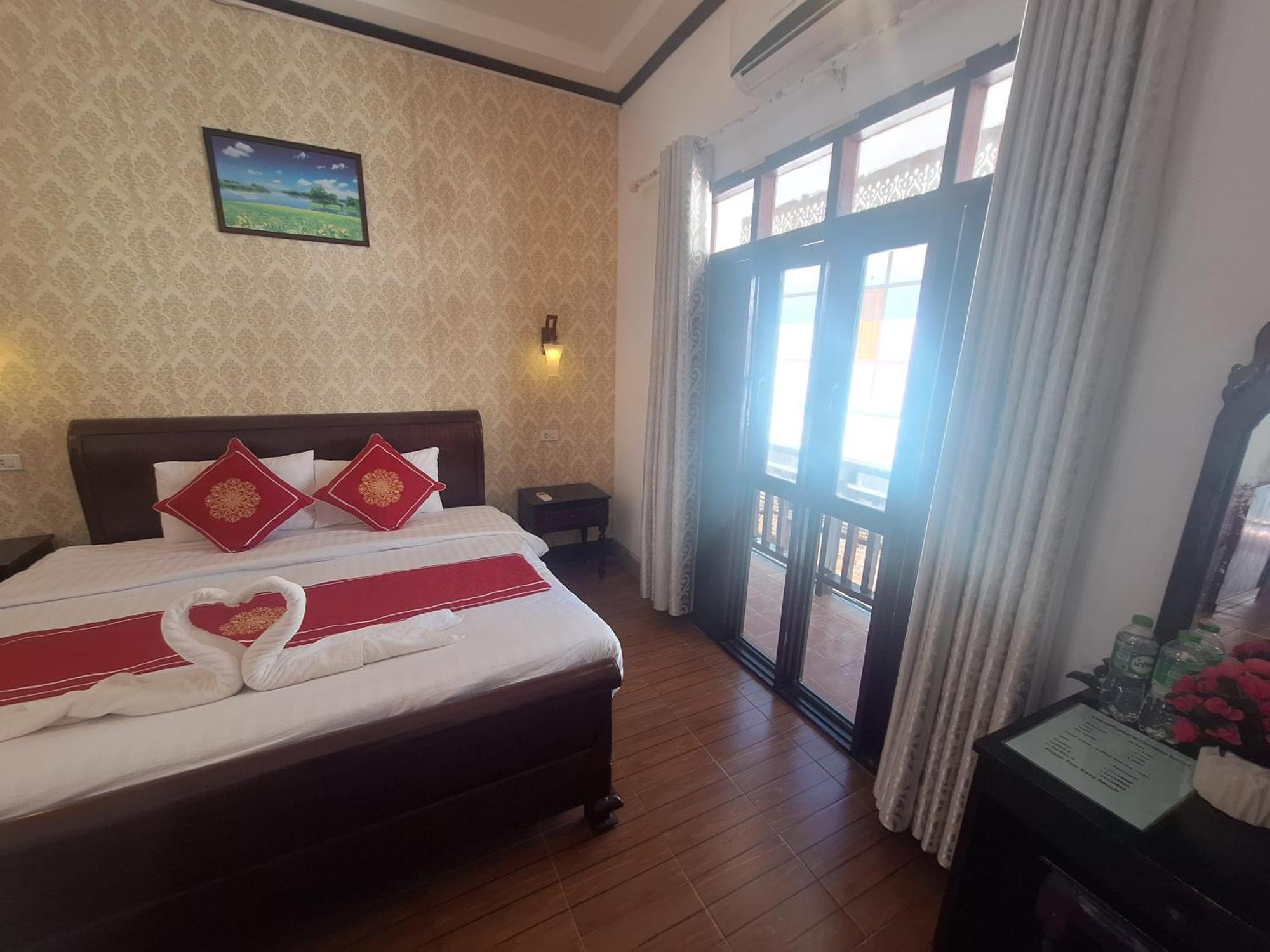 Luang Prabang Pavilion Hotel & Travel Esterno foto